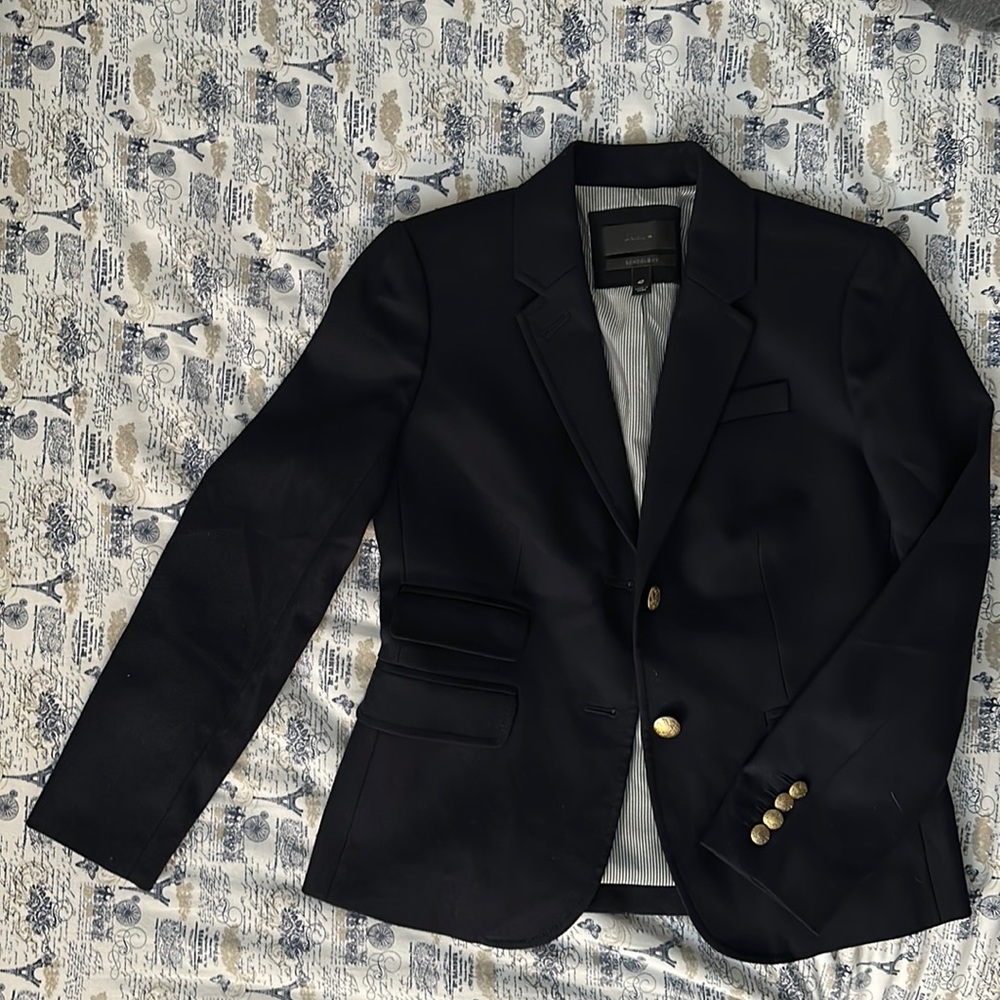 J Crew Schoolboy Blazer, size 4P. Like new. Fully lined wool blazer.